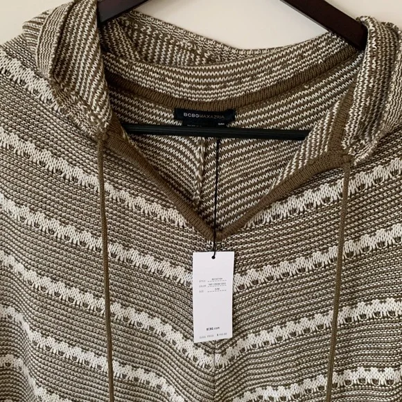 BCBG MAX AZRIA OLIVE GREEN CREAM GOLD METALLIC STRIPE HOOD FRINGE PONCHO SZ S/M - Picture 3 of 10